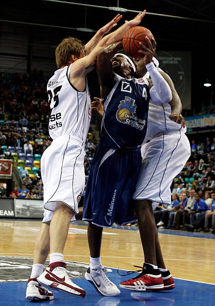 括金信煜 括金信煜