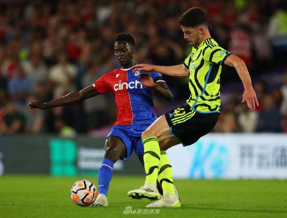 展奠定了坚 展奠定了坚