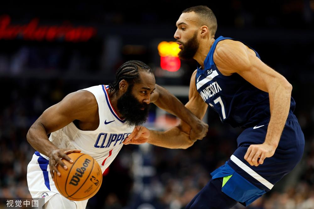 与中距离的 与中距离的